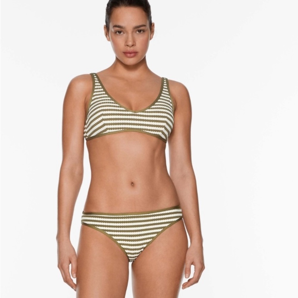 OYSHO Textured Stripe Triangle Bikini